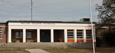 Pecan Island School Lodge